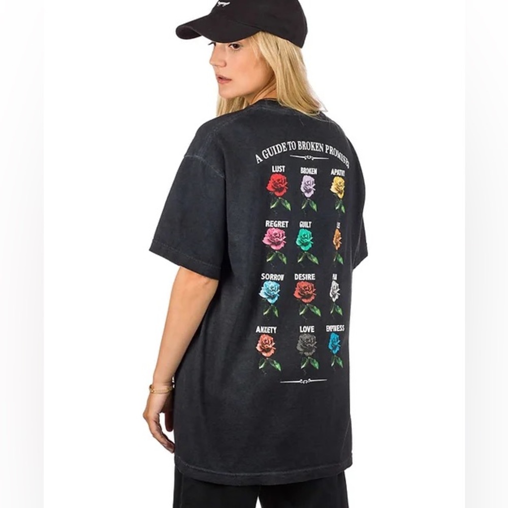 BROKEN PROMISES FEELED GUIDE TEE - M